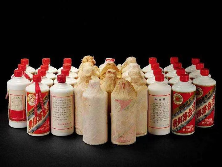 濠江老酒回收上门哪里回收(附近上门回收茅台酒）?